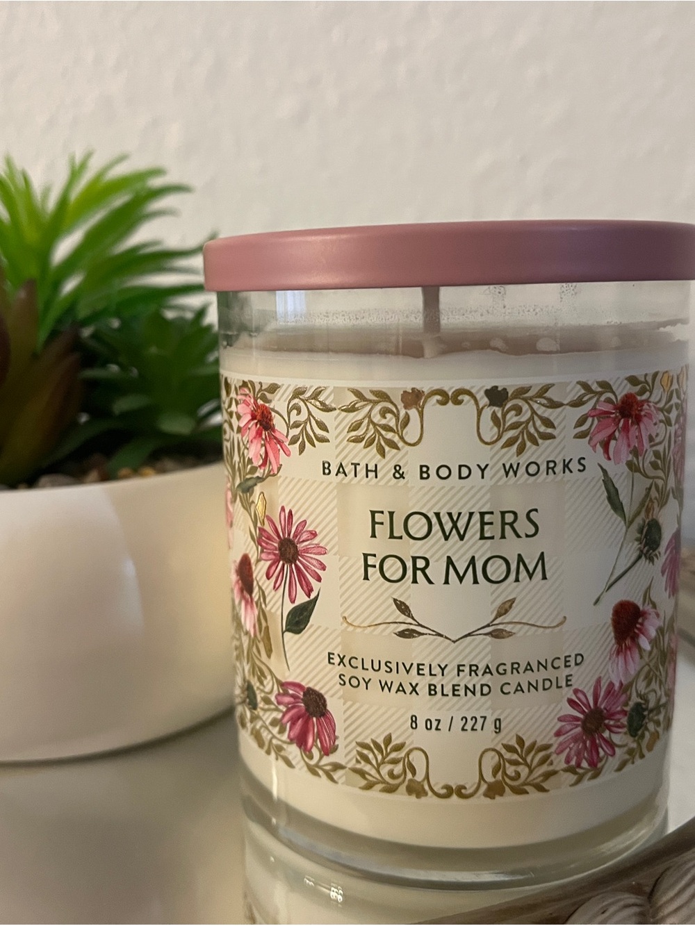 Bath & Body Works Flowers for Mom Candle with Pink Lid